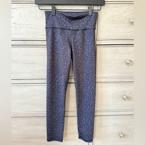 Old Navy Girls Elevate Leggings - Size M
